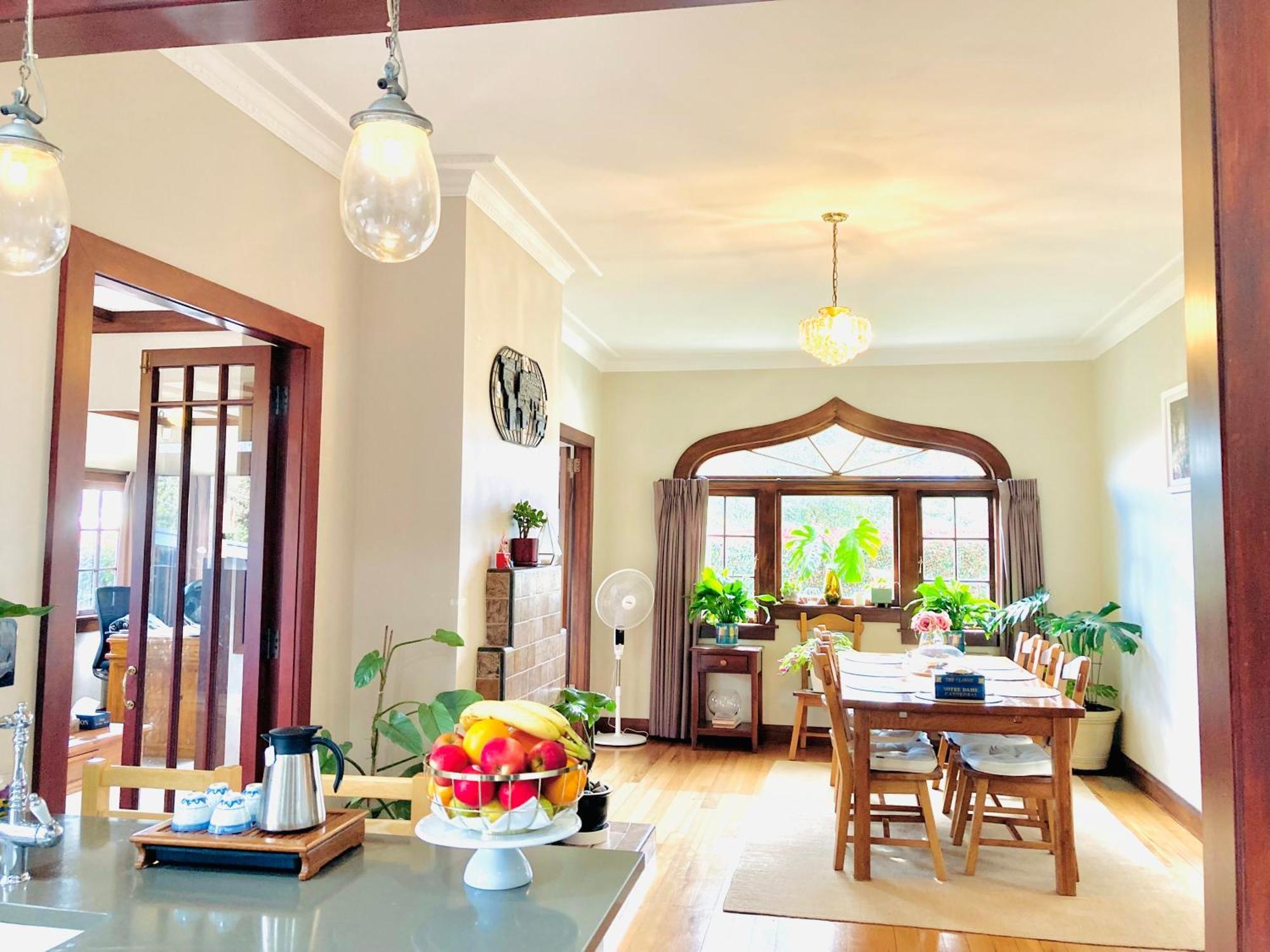 Spacious And Sunny Master Bedroom With Shared Bathrooms 奥克兰 外观 照片