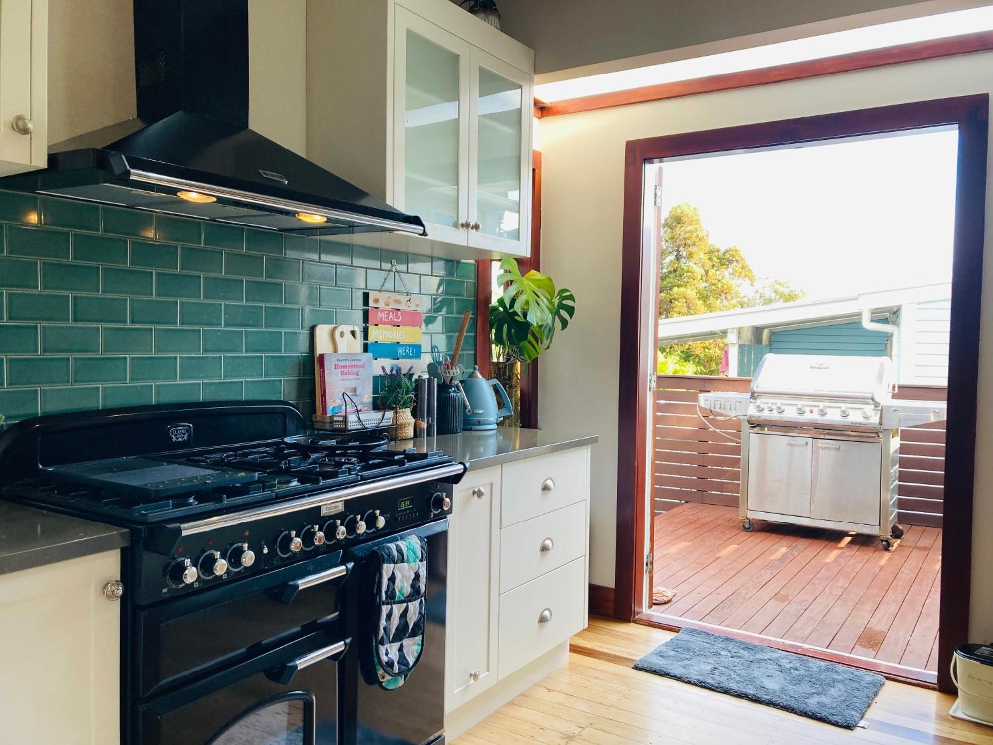 Spacious And Sunny Master Bedroom With Shared Bathrooms 奥克兰 外观 照片