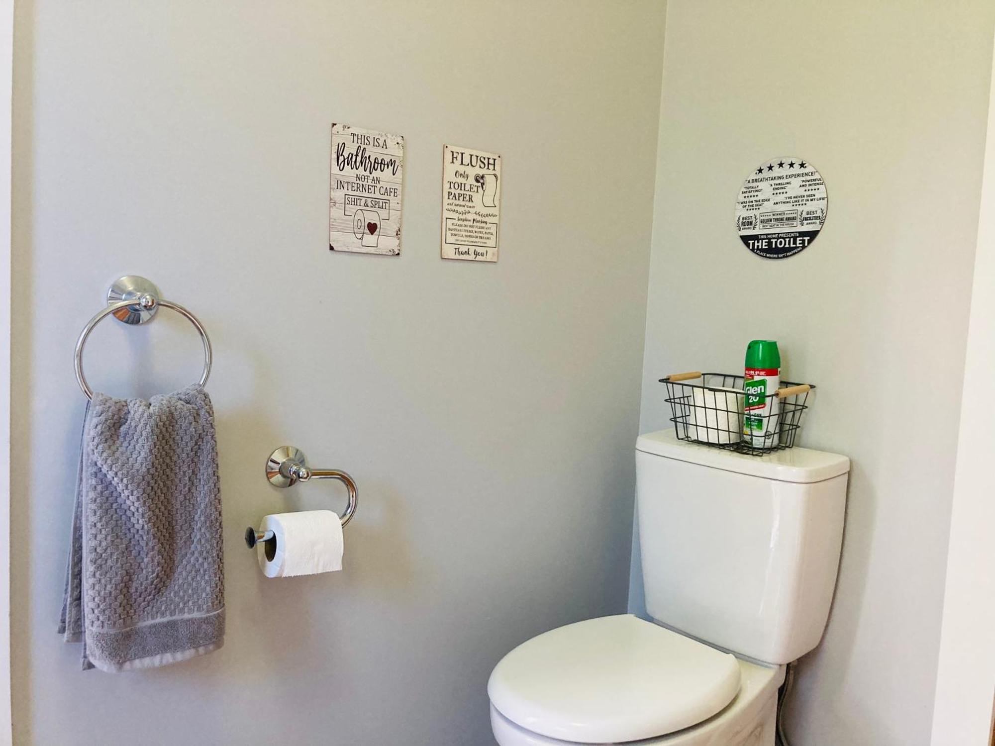 Spacious And Sunny Master Bedroom With Shared Bathrooms 奥克兰 外观 照片