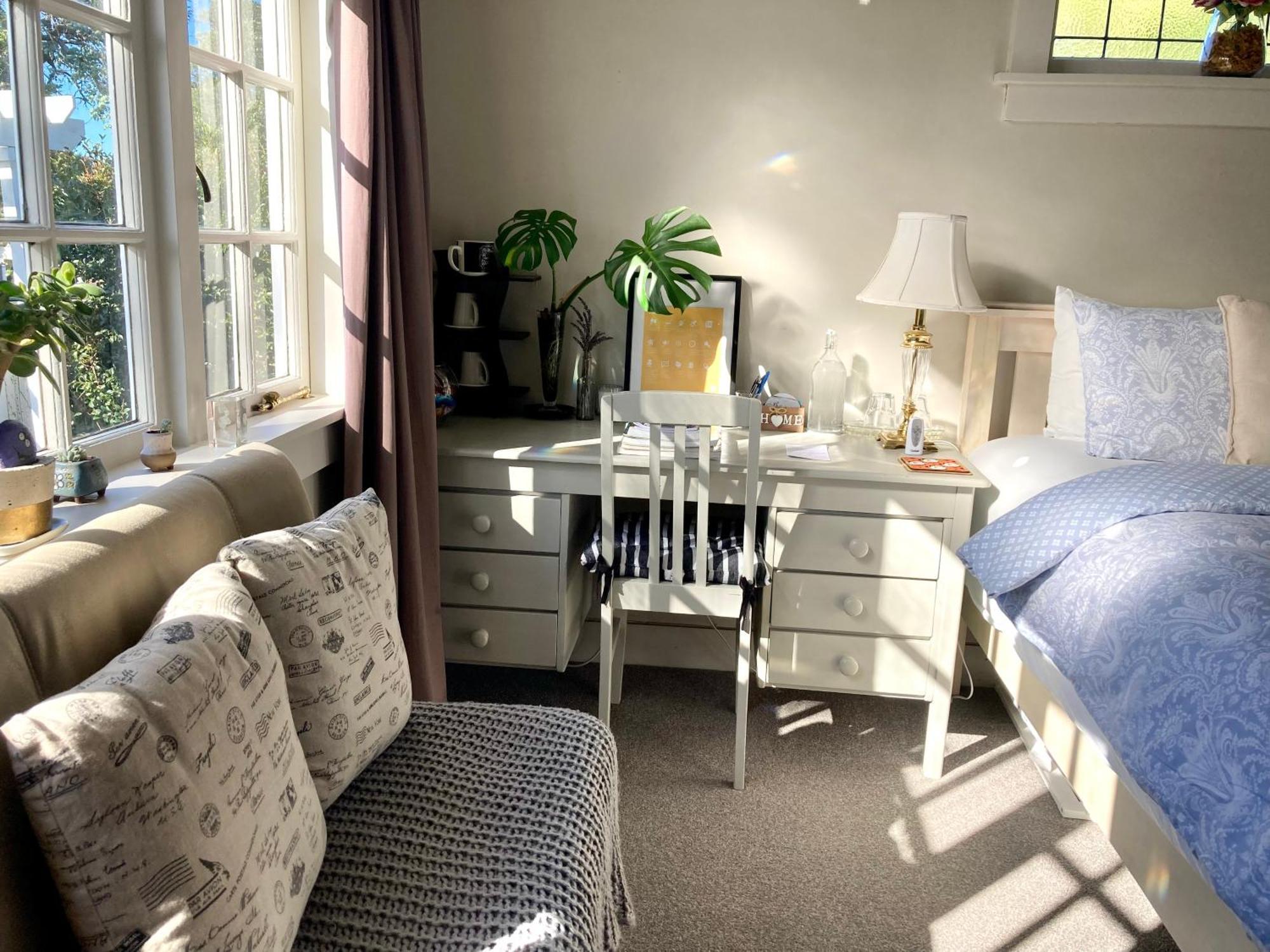 Spacious And Sunny Master Bedroom With Shared Bathrooms 奥克兰 外观 照片
